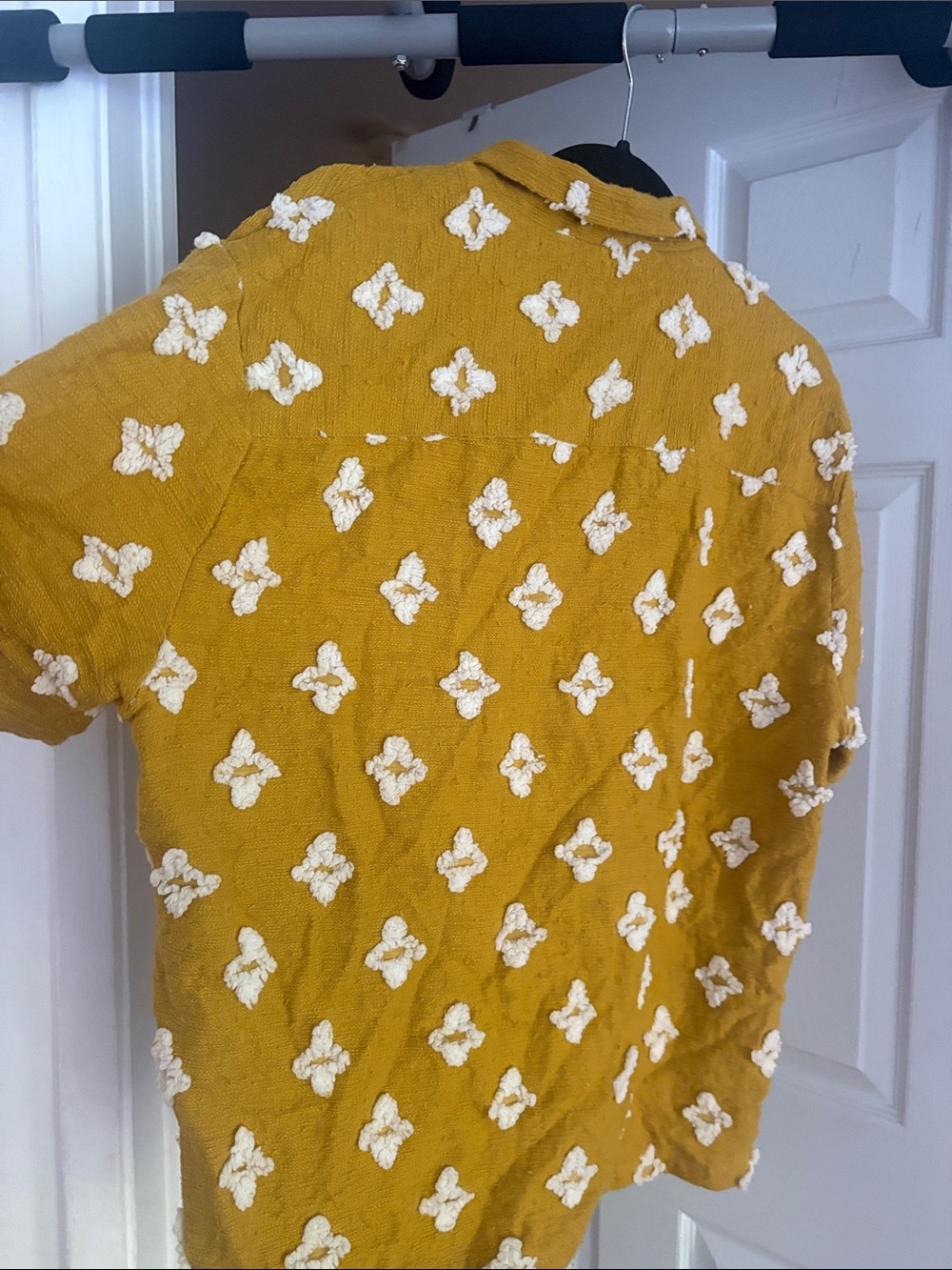 Zara Mustard Yellow Short-Sleeve Button-Down Shirt with White Textured Motifs - Picture 3 of 3
